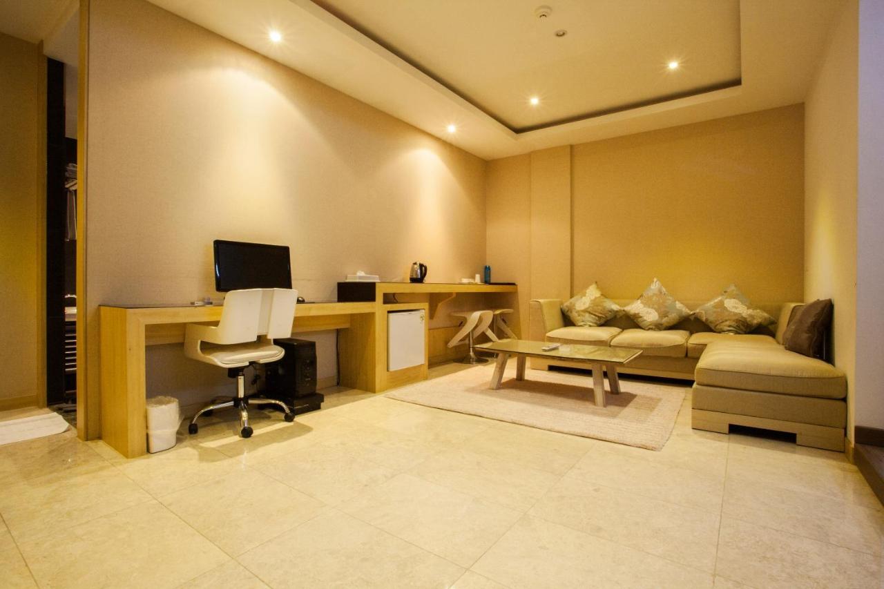 Suwon Reve Hotel Exterior foto