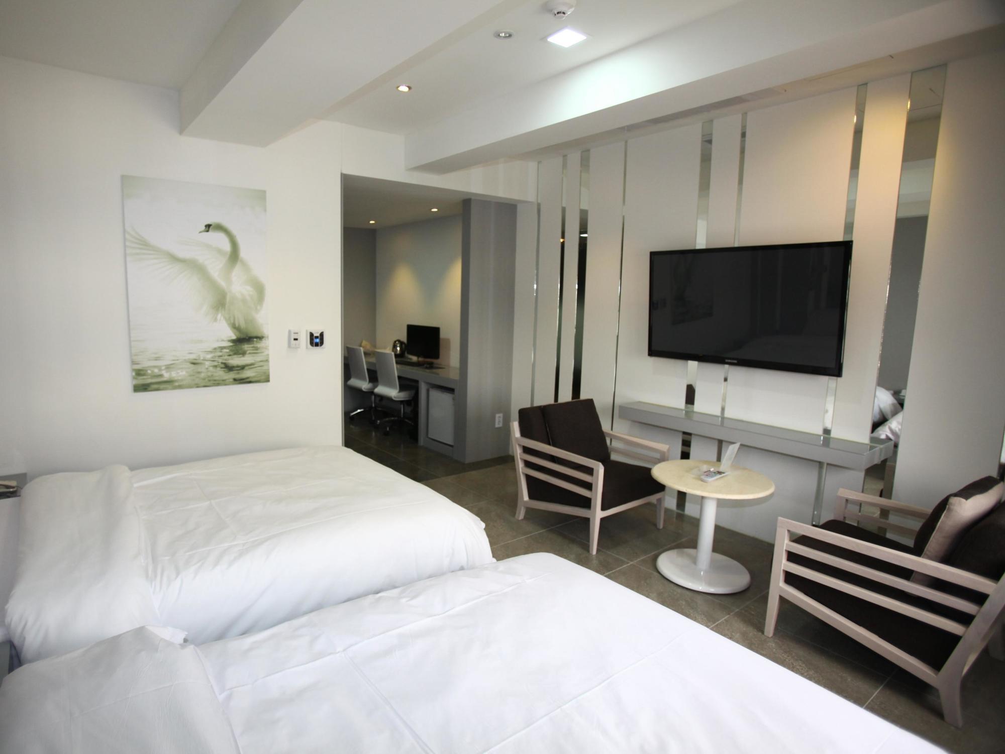 Suwon Reve Hotel Exterior foto